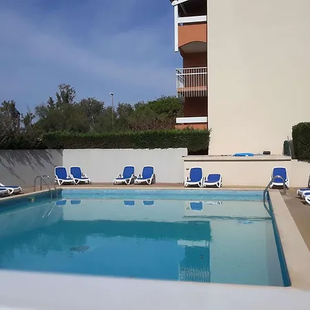 2 Pieces Avec Piscine Et Parking, A 300m De La Plage, Animaux Acceptes - Richelieu - Fr-1-702-32 Apartment *